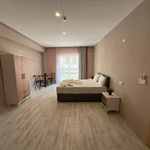 Sakura Hostal